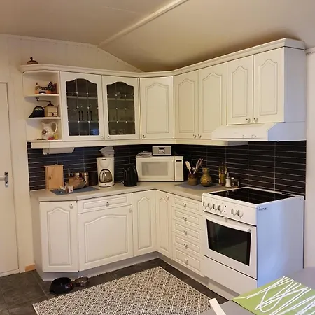 Charming House In Scenic Surroundings * 特罗姆瑟