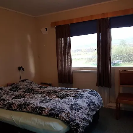 Charming House In Scenic Surroundings * 特罗姆瑟