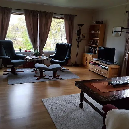 Charming House In Scenic Surroundings 度假居 *