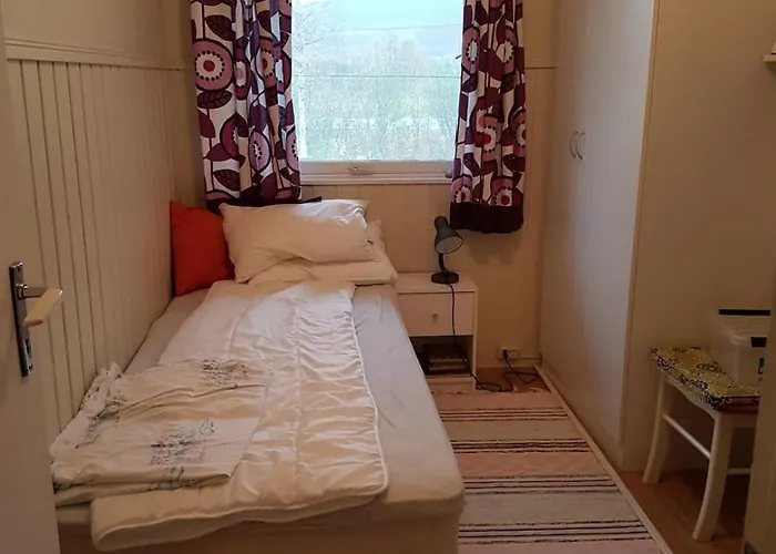 Vakantiehuis Charming House In Scenic Surroundings